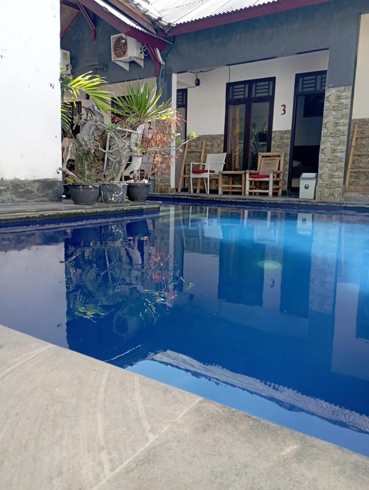Wahyu Gili 1 Hotel Gili Trawangan Exterior photo